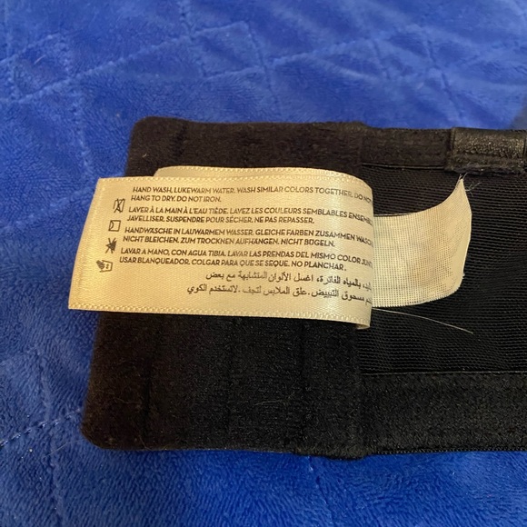 Deesse lingerie bra and panty set 38D 1X - Picture 4 of 6